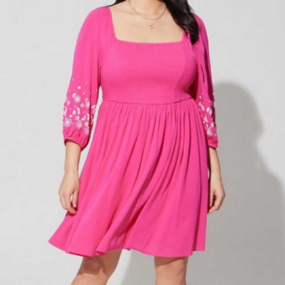 NWT Torrid Pink & Sexy Mini Crinkle Gauze Blouson Sleeve Dress